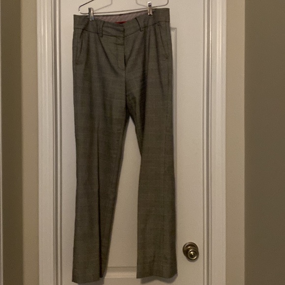 Women’s Tommy Hilfiger Dress Pants - Picture 6 of 6